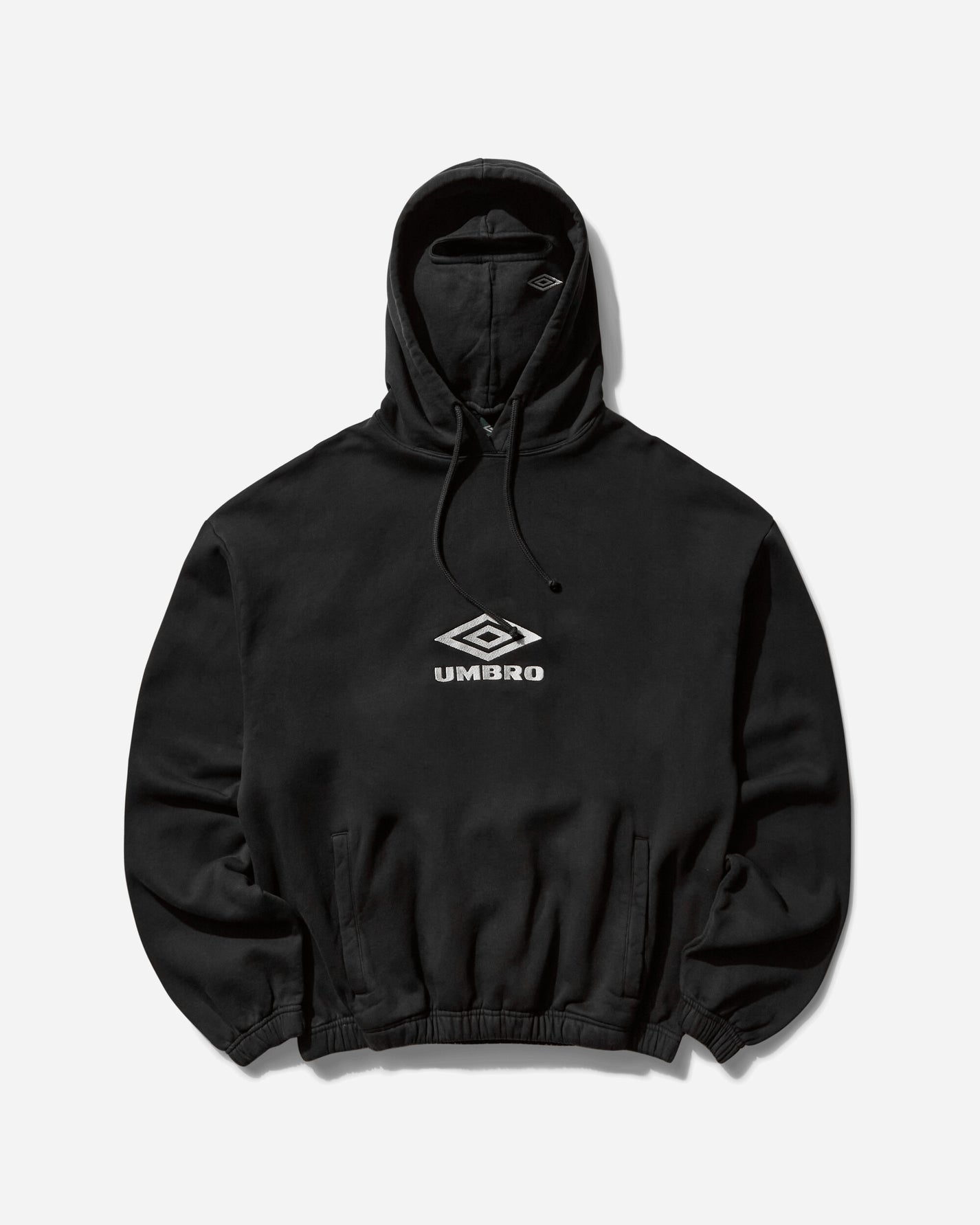 Umbro Og Logo Mask Hoodie Washed Black Sweatshirts Hoodies UBMW0216FA147 BLK0020