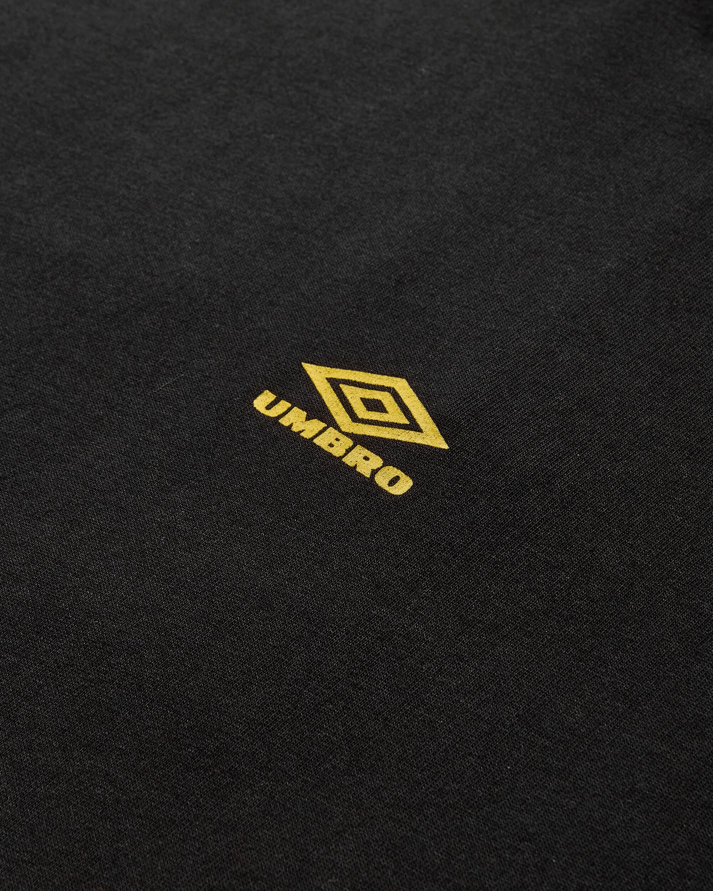 Umbro T-Shirt Graphic Print Tee Logo Black Washed T-Shirts Shortsleeve UBMW001JY01 BLK0001